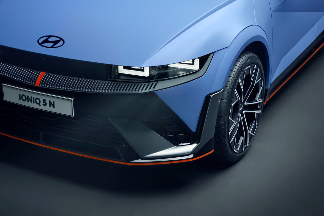 Auto Salon Fancam - Photos from the Seoul Motor Show